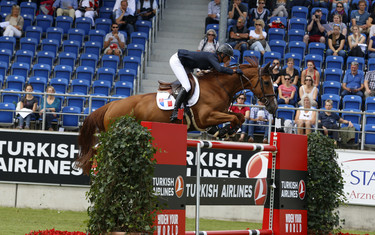 Penelope Leprevost with Flora de Mariposa