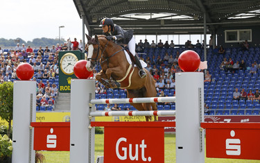 Pilar Lucrecia Cordon with Gribouille du Lys