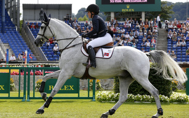 Victoria Gulliksen with Bokai