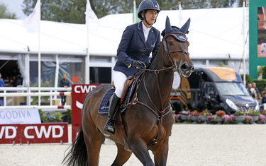 Laura Kraut with Nouvelle