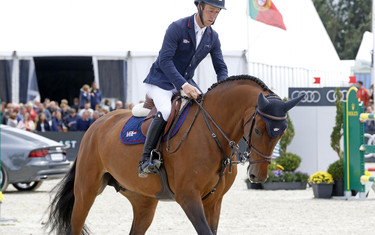 Maikel van der Vleuten with VDL Groep Arera C