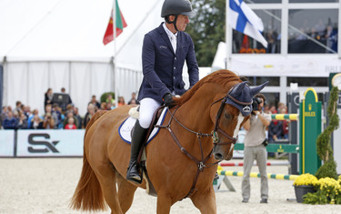 Michael Whitaker with Quelbora Merze