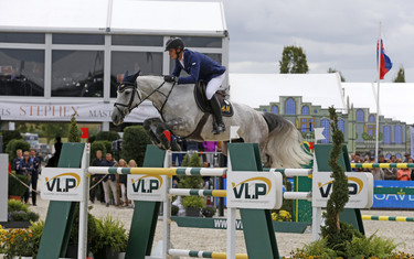 Olivier Philippaerts with H&M Ledgend of Love