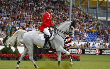Daniel Deusser with Cornet d'Amour 