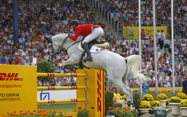 Daniel Deusser with Cornet d'Amour 