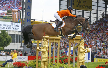 Maikel van der Vleuten with Vdl Groep Verdi TN N.O.P.