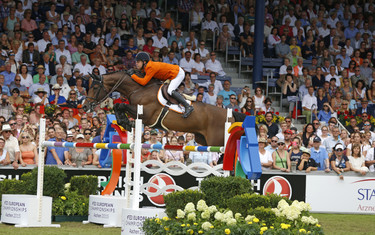 Maikel van der Vleuten with Vdl Groep Verdi TN N.O.P.