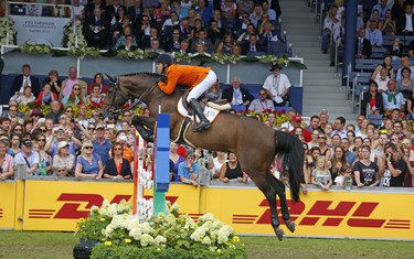 Maikel van der Vleuten with Vdl Groep Verdi TN N.O.P.