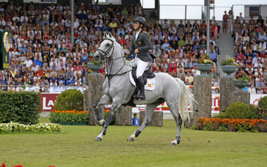 Sergio Alvarez Moya with Carlo 273
