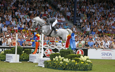 Sergio Alvarez Moya with Carlo 273