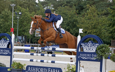 Axelle Druyts with Ellexa de Nuit 