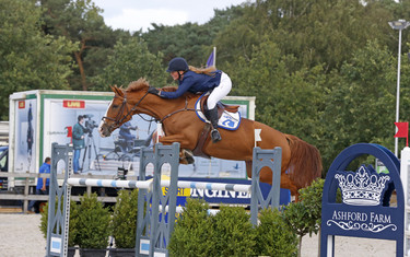 Axelle Druyts with Ellexa de Nuit 
