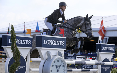 James Billington with VDL Friso Smh