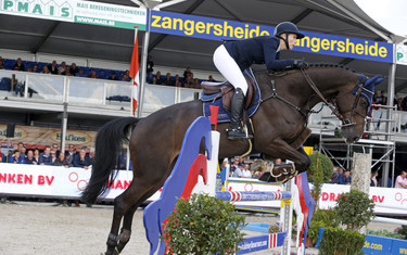 Jennifer Pedersen with Quisandro