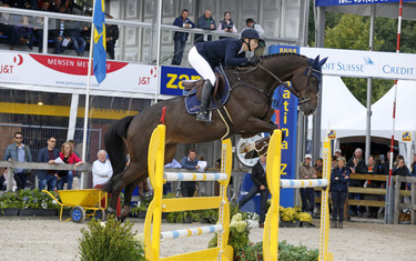 Jennifer Pedersen with Quisandro