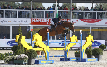 Patricia Greeve with Flyer B