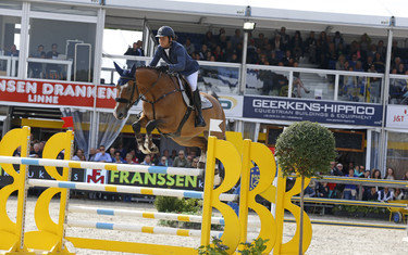 Delphine Goemaere with Kaspara Dh