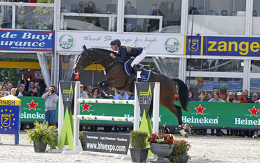 Kim Hoogenraat with Rubio Monocoat Electric