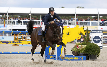Maikel van Mierlo with Earley