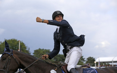 Maikel van Mierlo with Earley