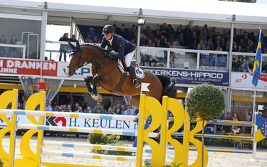 Thomas Van Minnebruggen with Je't Adore