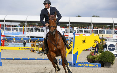 Yves Vanderhasselt with Jeunesse