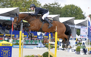Eoin Mcmahon with Castlefield Rubinus