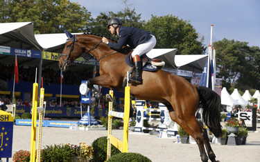 Peter Bulthuis with Diego