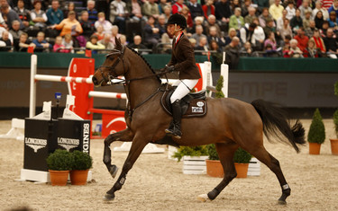 Eva Bitter with C'est beau