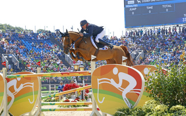 Roger Yves Bost, Sydney Une Prince