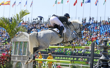 Sergio Alvarez Moya, Carlo 273