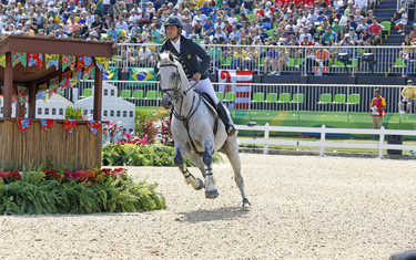 Sergio Alvarez Moya, Carlo 273