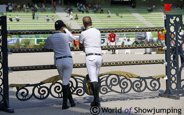 USA's McLain Ward and Norway's Geir Gulliksen going throught the course together. 