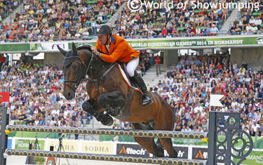 Jur Vrieling saved the day for the Dutch with the team's only clear round on Thursday, securing the team gold.