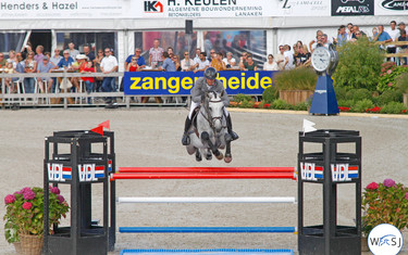 © World of Showjumping