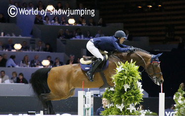 ...Maikel van der Vleuten riding VDL Groep Verdi NOP...