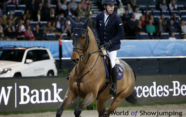 Maikel van der Vleuten and VDL Groep Arera C ended ninth in Saturday's 1,50 m class. 