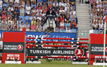 Another on-form rider - Daniel Deusser and his amazing ride Cornet d' Amour - once again delivered.