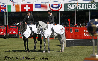 Eric Lamaze and Steve Guerdat have a little chat.