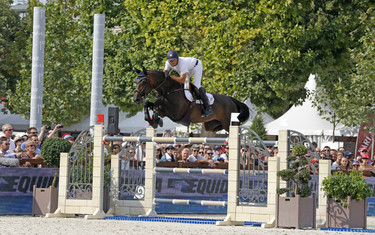 Daniel Bluman with Conconcreto Sancha LS