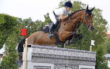 Edwina Tops-Alexander with Lintea Tequila