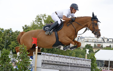 Pius Schwizer with Askaria 3