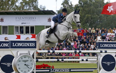 Helena Persson with Bonzai H