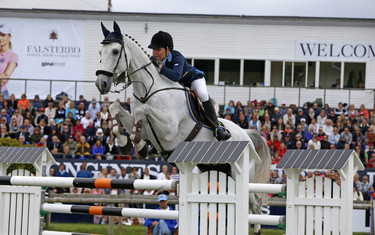 Helena Persson with Bonzai H