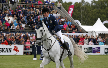 Helena Persson with Bonzai H