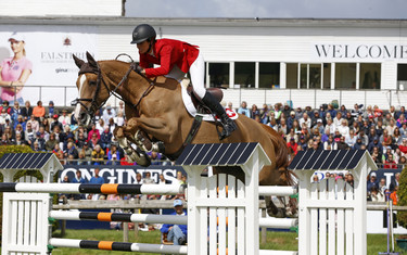 Janika Sprunger with Bonne Chance Cw