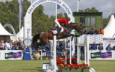 Kirsten Coe with Czardas