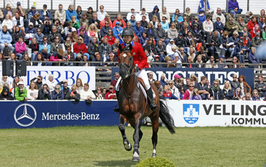 Kirsten Coe with Czardas