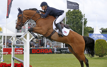 Laura Renwick with Bintang II