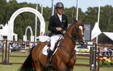 Alexander Zetterman with Avon